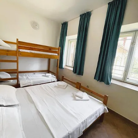 Oaki Hostel Techirghiol