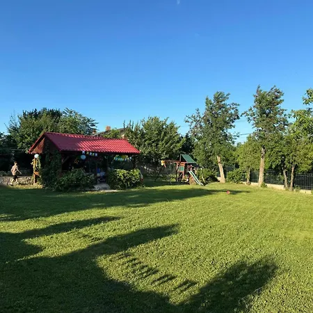 Oaki Hostel